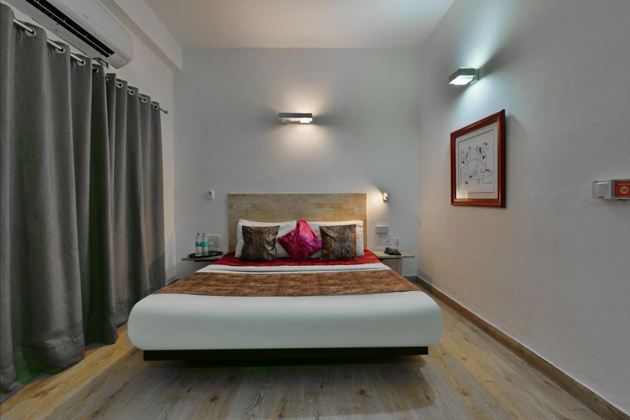 Divine Inn Couple Friendly Hotel Near Sector 51 Metro Station Noida Kültér fotó