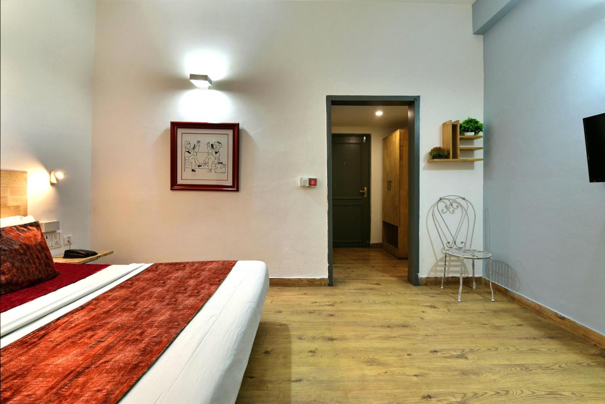 Divine Inn Couple Friendly Hotel Near Sector 51 Metro Station Noida Kültér fotó
